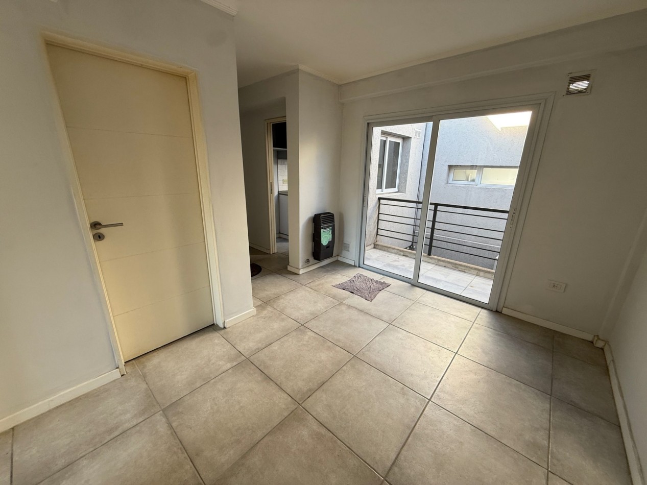 Departamento en alquiler Urquiza 984
