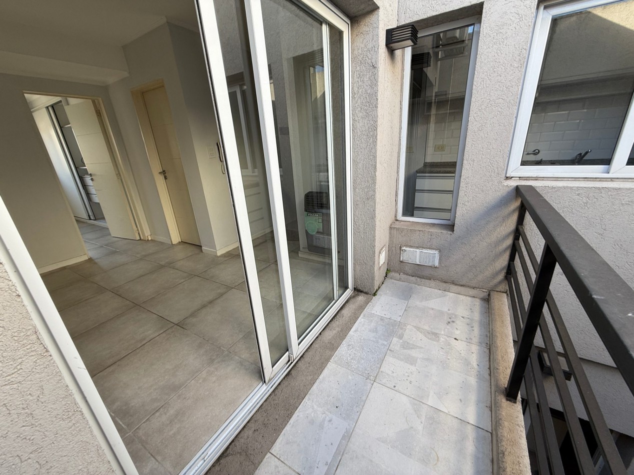 Departamento en alquiler Urquiza 984