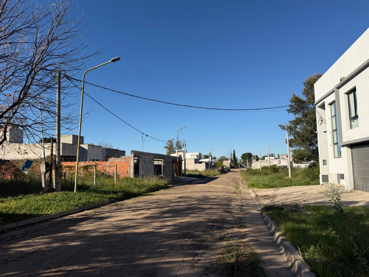 Terreno en venta Courtet 221