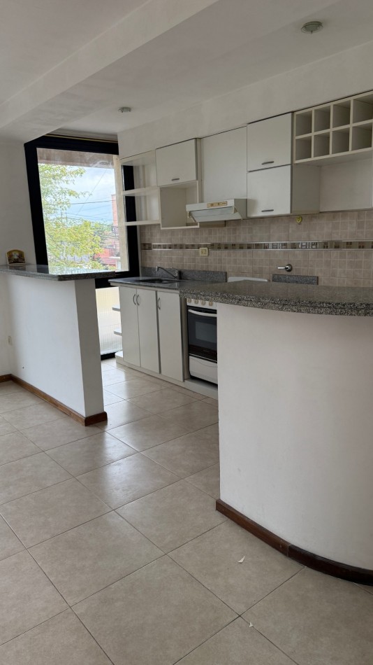 Departamento en alquiler Artigas 1854 UF2 .