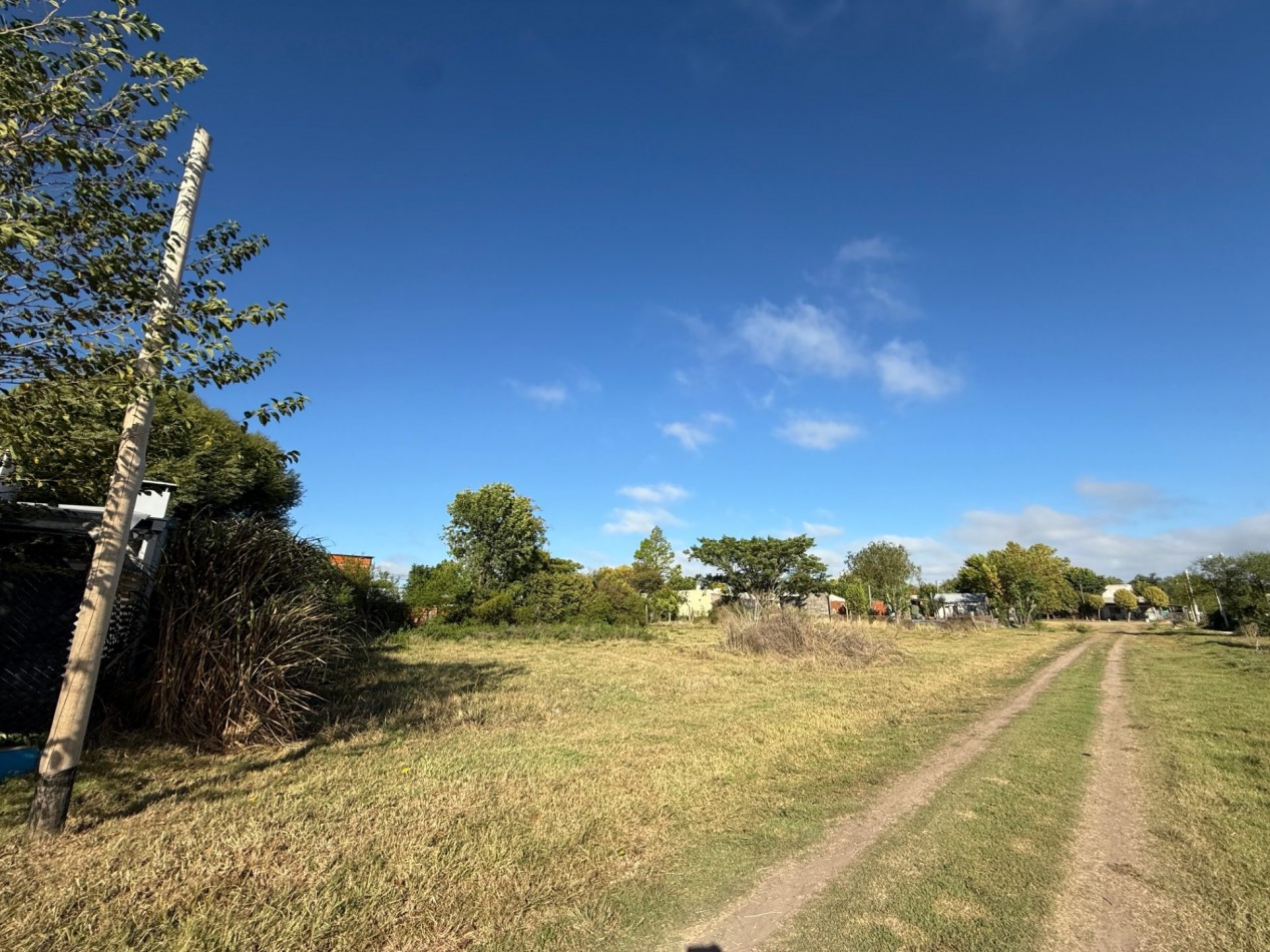 Lotes en venta 3,4,5,6 Crespo entre Veronesi y Garcia