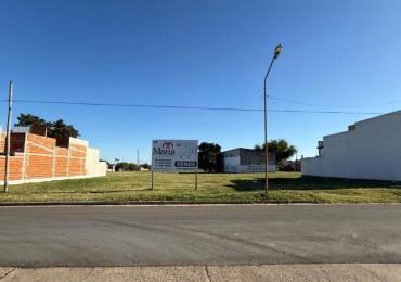Terreno en venta Cervantes 800